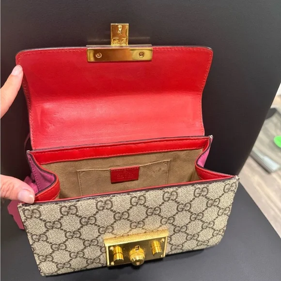 GG Supreme Monogram Padlock red and pink bag with gold chain - Picture 12 of 16